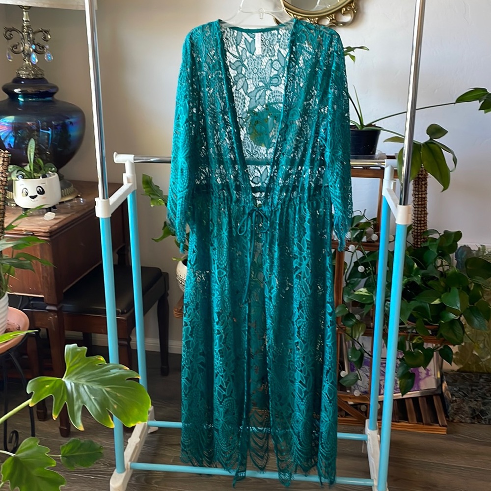 Turquoise Xhilaration Cover up - size Med